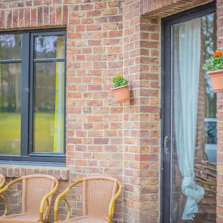 וילה La Emilie *