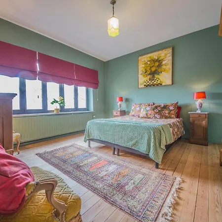 La Emilie דורבורי